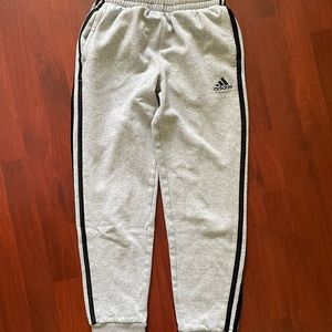 Kids medium unisex adidas sweat joggers 10/12